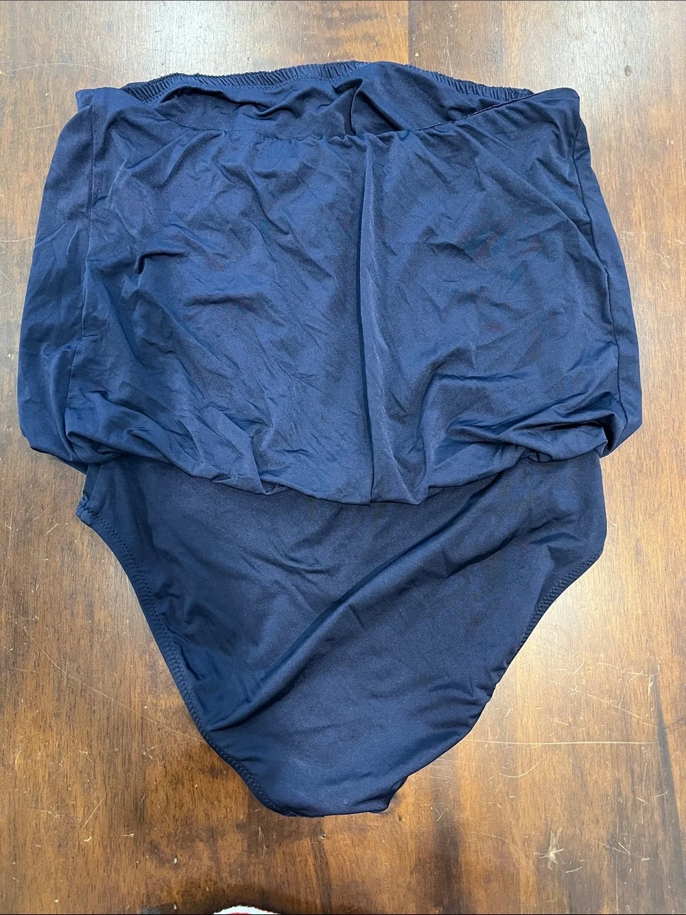 Navy strapless swimsuit